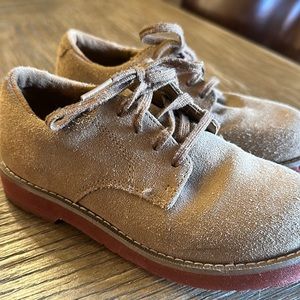 Boys Sperry suede shoes. Size 11.5 w